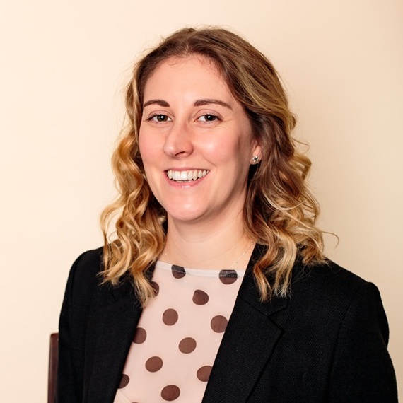 Naomi Hiles HR Consultant